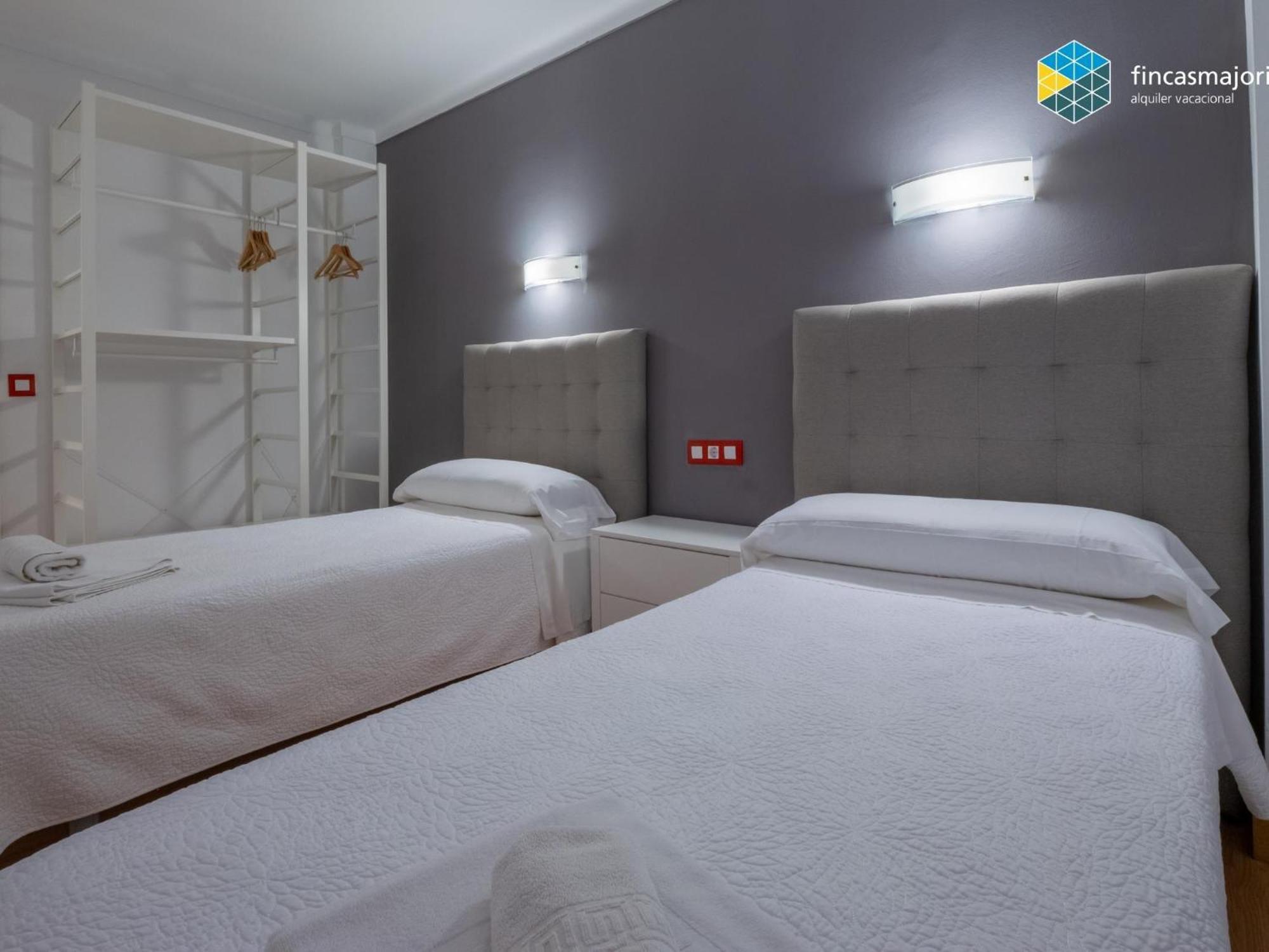 Apartment Apto Antic 201 Pax 4 *